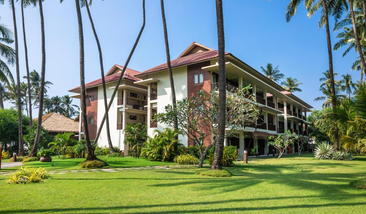 Eskala Hotels And Resorts Ngwesaung Exterior photo